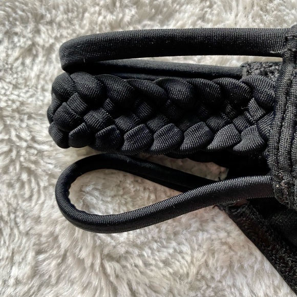 Hollister Swim Bikini Bottom in S-M NWOT - Picture 7 of 12